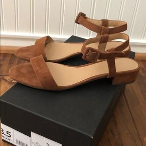 Women’s sandals